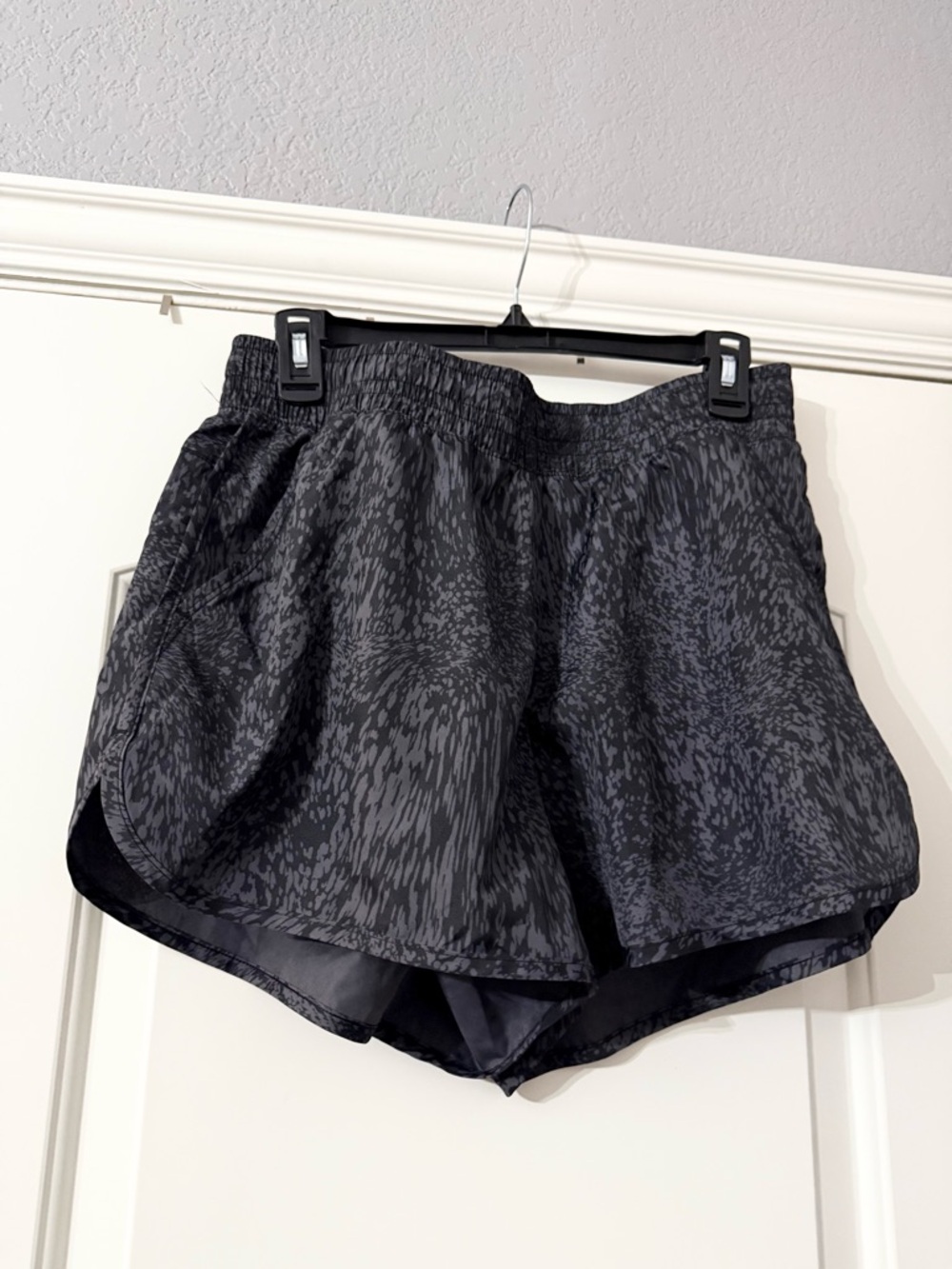 Athletic Works Black Patterned Running Shorts